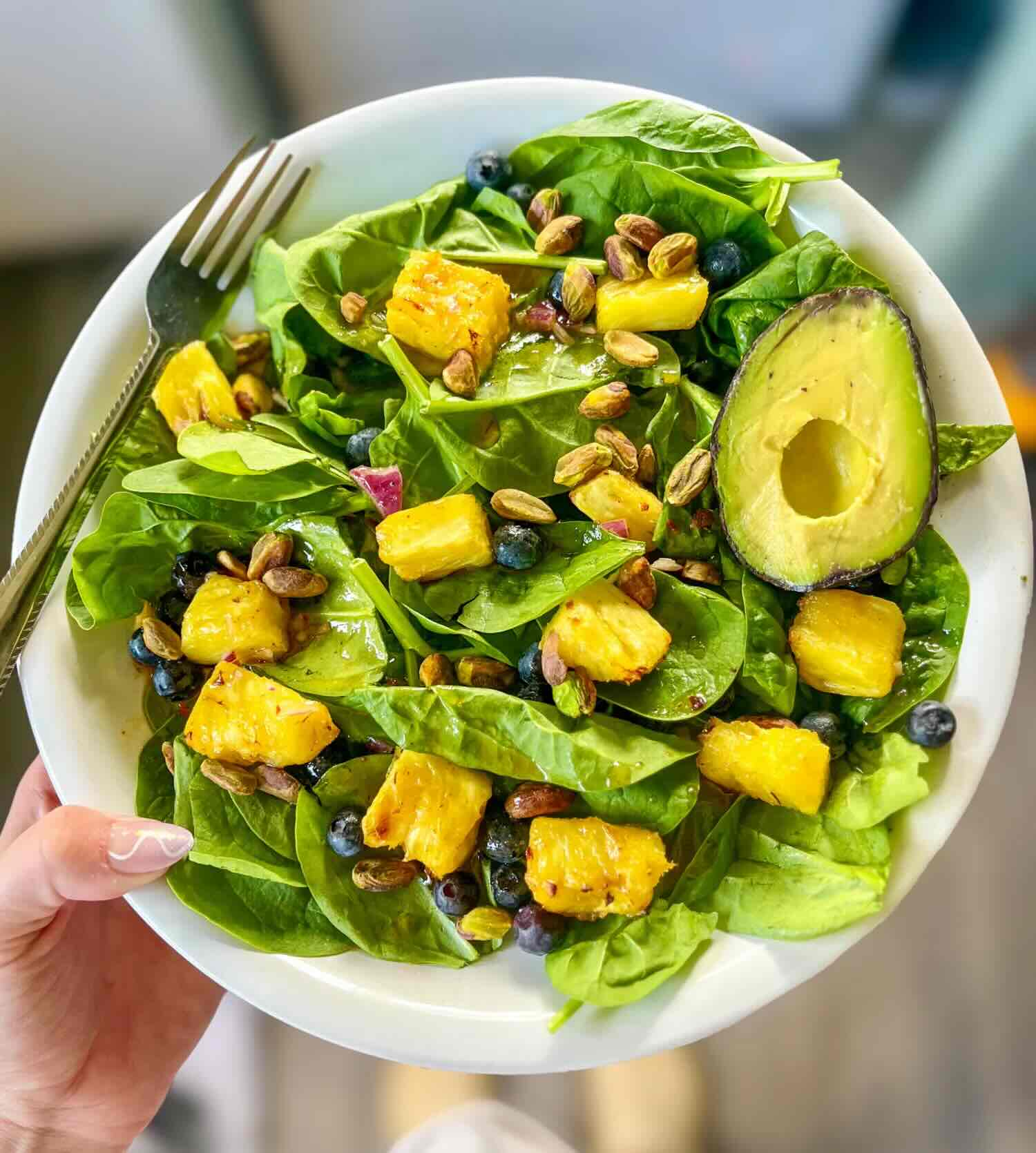 Chipotle Pineapple Avocado Salad