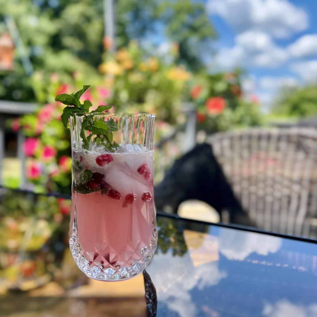 Pomegranate Quince Mojito: A Refreshing Twist on a Classic