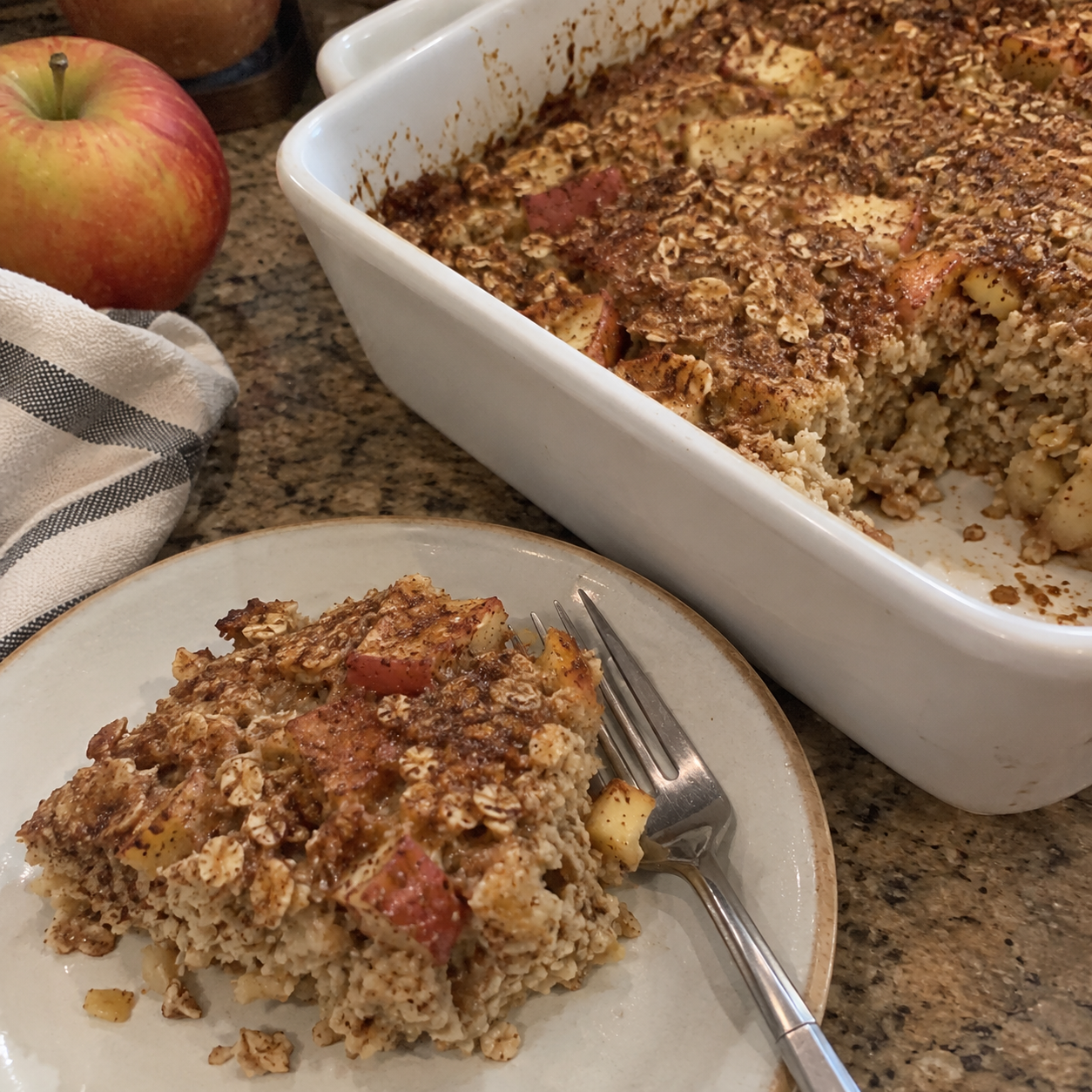 Cozy Apple Cinnamon Baked Oatmeal – A Fall Breakfast Favorite