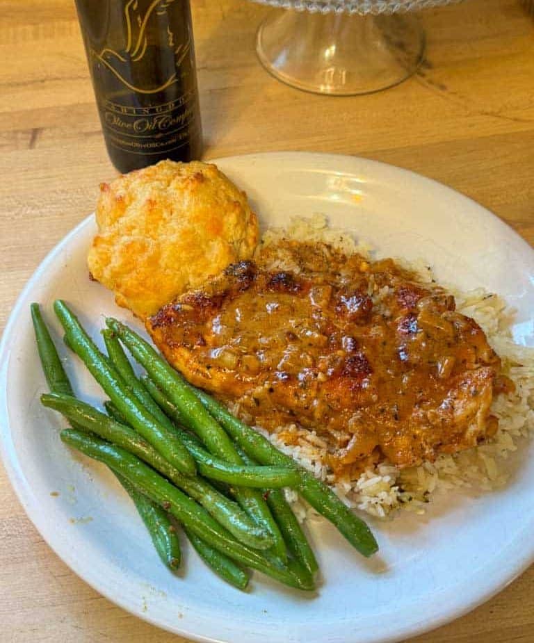 Creamy Garlic Chicken with Rice + Green Beans — Another Winning Family Dinner